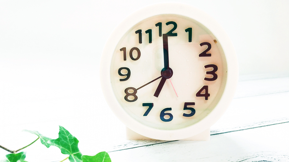 画像:もうすぐ7時になるよを英語で言うと?