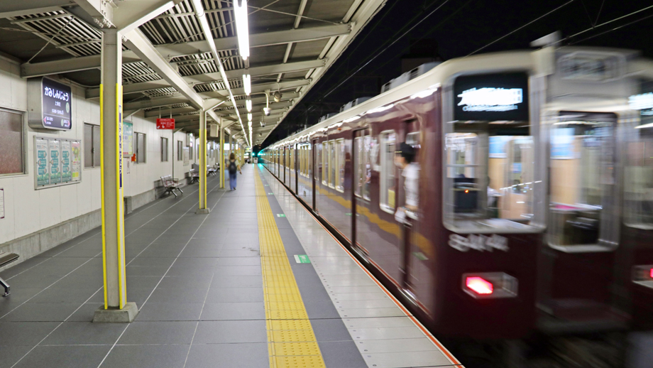 画像:「電車に間に合ったよ」を英語で言うと?